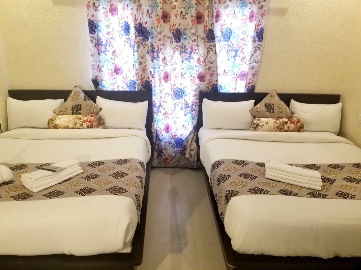 Hotel Krishna'S Near Golden Temple Амритсар Екстериор снимка